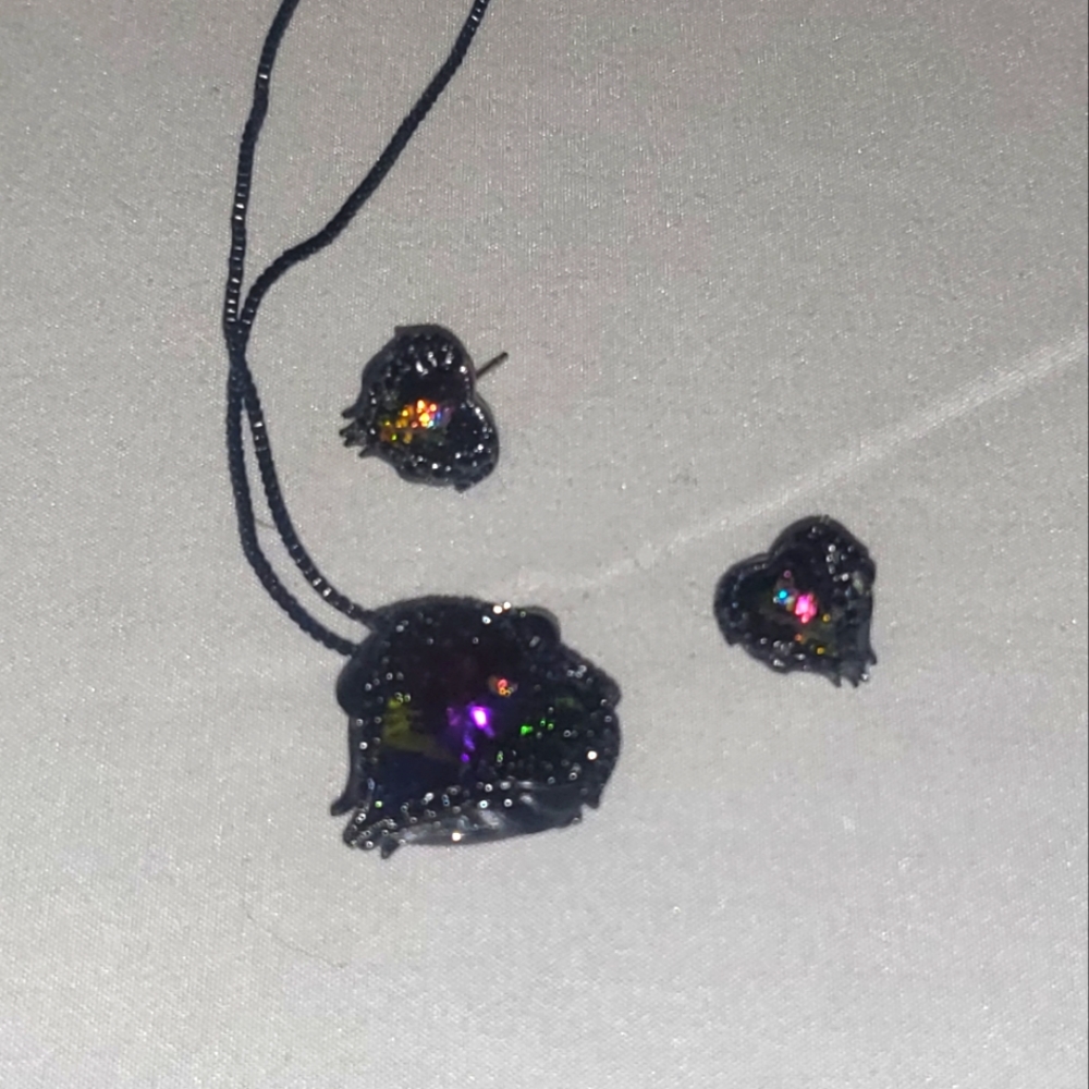 Neclace/earrings set